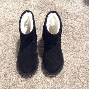 OLD NAVY Toddler Black Boots